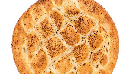 Çıtır çıtır; üzerinde bol susam, bol çörekotu...