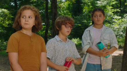 Depremzede çocuklara Gizemli Ada morali