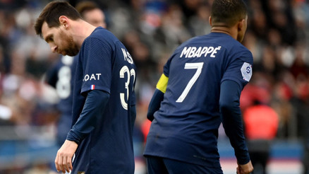 Lionel Messi, Paris Saint Germainde kalacak mı Astronomik teklif gelmişti, kulüpten ilk açıklama