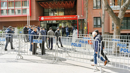 İmza yarışında yoğunluk yok