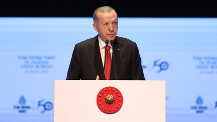 Cumhurbaşkanı Erdoğan: Her alanda başarılarıyla destan yazan bir Türkiye var