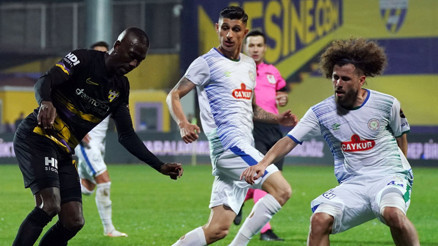 Çaykur Rizespor’dan Eyüpspora çelme