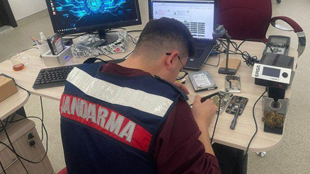Ankarada siber suçlar operasyonu: 308 yasa dışı siteye erişim engeli Ankarada siber suçlar operasyonu: 308 yasa dışı siteye erişim engeli