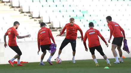 A Milli Takım, EURO 2024 elemelerindeki 2. maçında Hırvatistanı konuk ediyor Stefan Kuntzun kadrosu netleşti