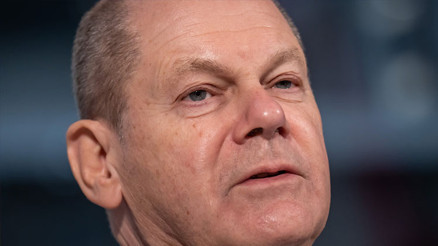 Scholz’un ikamet ettiği binaya maskeli hırsız girdi