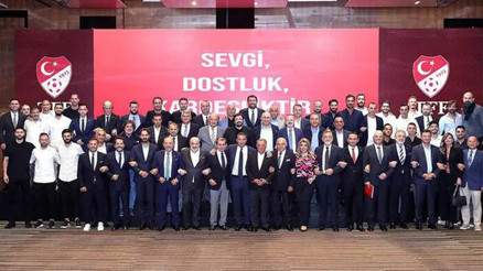 Kulüpler Birliğinden ortak karar çıkmadı: 7 kulüp iptal, 4ü devam dedi Kulüpler Birliğinden ortak karar çıkmadı: 7 kulüp iptal, 4ü devam dedi