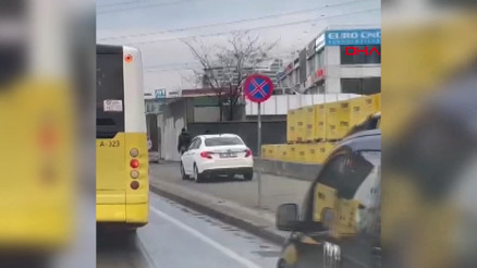 Kaldırımdan giden otomobil sürücüsüne ceza