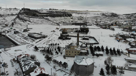 Kars, beyaza büründü
