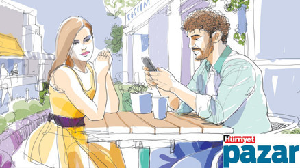Artık birbirimizin gözlerine değil telefonlara bakıyoruz