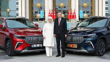 Cumhurbaşkanı Recep Tayyip Erdoğan ve Emine Erdoğan Toggu teslim aldı