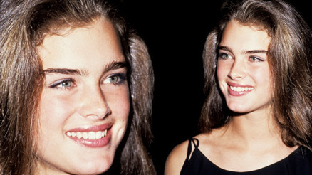 40 yıl önce yaşadıklarını anlattı: Giyinmeden odadan fırladım, sevgilim elinde yorganla arkamdan koştu