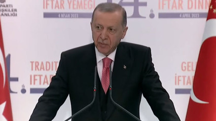 Son dakika: Cumhurbaşkanı Erdoğandan 14 Mayıs mesajı: Dalga dalga gelen zaferin ayak seslerini duyuyoruz