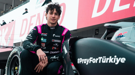 Cem Bölükbaşı, Espor’dan formula pistlerine uzanan eşsiz kariyeriyle tüm dünyada ilk ve tek Cem Bölükbaşı, Espor’dan formula pistlerine uzanan eşsiz kariyeriyle tüm dünyada ilk ve tek