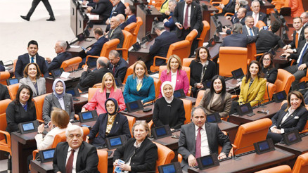 İlkleri ve rekorlarıyla 27. Dönem