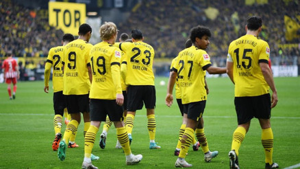 Borussia Dortmund kritik maçta Union Berlin’i mağlup etti