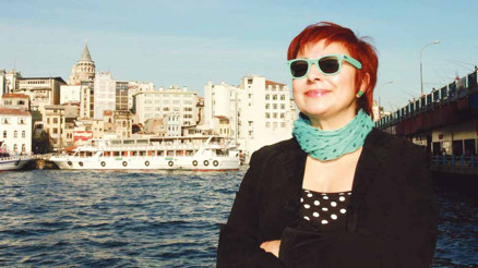 ‘Çok Satanlar’ın ünlü yazarı Buket Uzuner: Bana tüm bu romanları yazdıran DNA aşkıdır