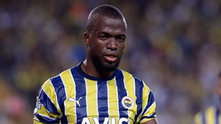 Fenerbahçede Enner Valencia dönemi bitiyor mu Brezilyalı gazeteci yeni takımını ve maaşını açıkladı