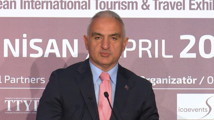 Bakan Ersoy: En çok turist ağırlayan 3üncü ülke olmayı başardık