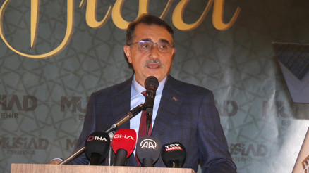 Bakan Dönmez aday gösterildiği Eskişehirde çalışmalara başladı