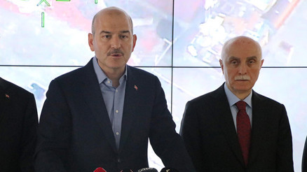 Bakan Soylu Diyarbakır ve İstanbuldaki iki önemli operasyonu duyurdu... 332 gözaltı Bakan Soylu Diyarbakır ve İstanbuldaki iki önemli operasyonu duyurdu... 332 gözaltı