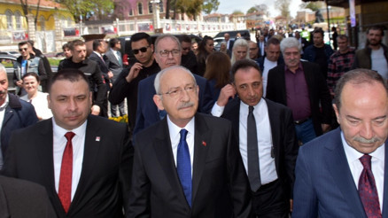 Kılıçdaroğlu, Edirneden Bulgaristana geçti Kılıçdaroğlu, Edirneden Bulgaristana geçti
