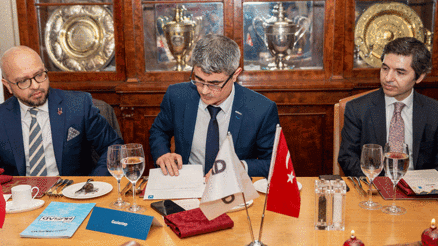 Londra’da MÜSİAD UK ile ‘İslam Yardımı’ iş birliği