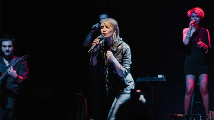 Toronto Massey Hallde Sıla rüzgarı esti