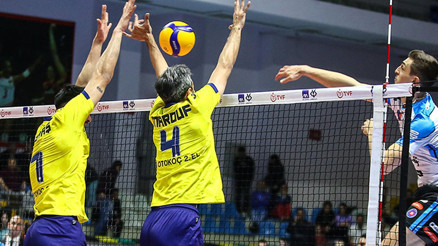 Kupa Voley Fenerbahçeyi mağlup eden Halkbankın