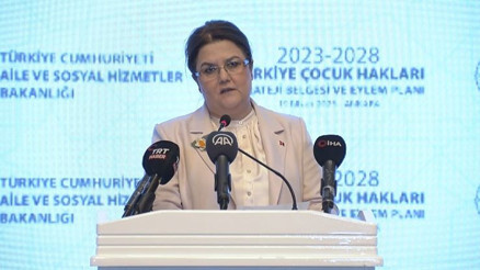 Bakan Yanık, Türkiye Çocuk Hakları Eylem Planını açıkladı Bakan Yanık, Türkiye Çocuk Hakları Eylem Planını açıkladı
