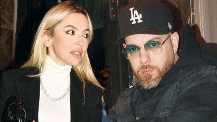 Hadise, Murda ile gecelerde