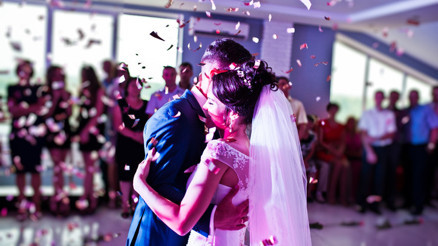 Faizsiz evlilik kredisi şartları nedir 2 Yıl geri ödemesiz evlilik kredisi başvuruları nasıl yapılıyor İşte son detaylar