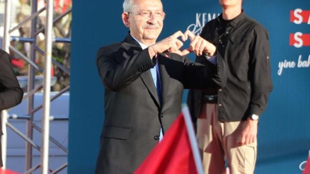 Kılıçdaroğlu: Kurban Bayramında tüm emekliler bankada 15 bin liralarını görecekler