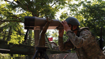 MSB duyurdu: Sınırdan kaçak girmeye çalışan 3 kişi yakalandı