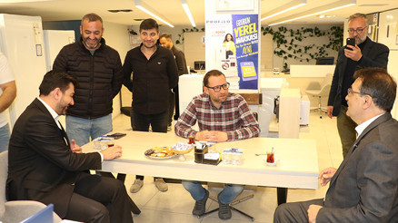 Bakan Dönmezden Eskişehir’de esnaf ziyareti