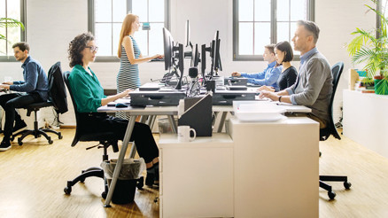 Ücret piramidinin tepesinde bilgi teknolojileri var