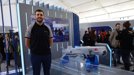 Baykar Mühendisi Burak Özbek: KEMANKEŞ, milli SİHAların taarruzu gücünü bir üst seviyeye çıkaracak Baykar Mühendisi Burak Özbek: KEMANKEŞ, milli SİHAların taarruzu gücünü bir üst seviyeye çıkaracak