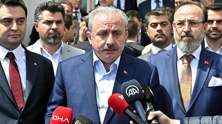 TBMM Başkanı Şentop: Türkiyeyi kuşatmak isteyenler var TBMM Başkanı Şentop: Türkiyeyi kuşatmak isteyenler var