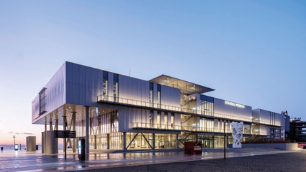 Zarif bir sanat gemisi: İstanbul Modern