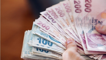Nisanda emekli olan EYTlilerin bayram ikramiyesi ne zaman yatacak, kaç TL SGK açıkladı Nisanda emekli olan EYTlilerin bayram ikramiyesi ne zaman yatacak, kaç TL SGK açıkladı