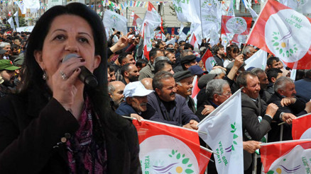 Pervin Buldandan Selahattin Demirtaş açıklaması: Özgürlük talebi, 14 Mayıstan sonra gerçekleşecek Pervin Buldandan Selahattin Demirtaş açıklaması: Özgürlük talebi, 14 Mayıstan sonra gerçekleşecek