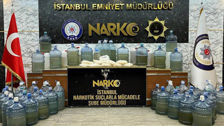 İçişleri Bakanı Soylu: Büyükçekmecede 780 kilo sıvı kristal metamfetamin ele geçirildi