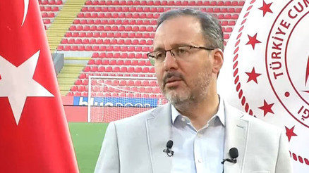Bakan Kasapoğlu: Muhalefet İzmiri çantada keklik görerek bir liste yapmış