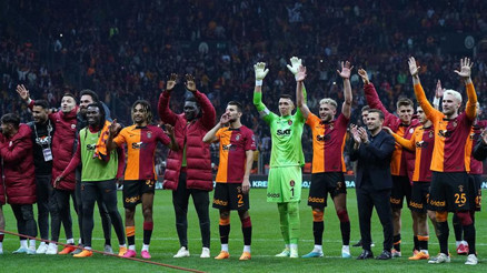 Galatasaraylı savunmacıların kusursuz performansı Sadece Fernando Musleranın şutu yok...