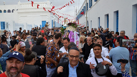Tunusda sinagoga saldırı 4 ölü... 9 yaralı