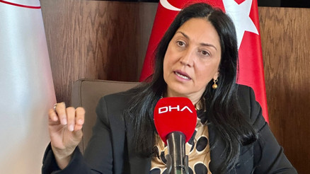 TFF’nin ilk kadın yöneticisi Nüket Küçükel Ezberci A’dan Z’ye kadın futbolunu anlattı TFF’nin ilk kadın yöneticisi Nüket Küçükel Ezberci A’dan Z’ye kadın futbolunu anlattı