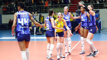 Fenerbahçe Opet şampiyonluk için sahaya çıkıyor