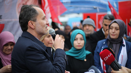 Fatih Erbakan: Deizm ve ateizm gibi felaketler gençleri pençesine alıyor