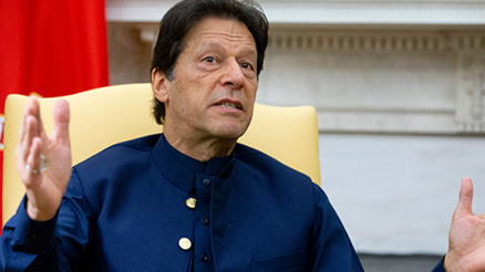 Pakistan’da mahkemeden Khanı serbest bırakma kararı