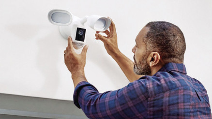 Akıllı ürünler ile maksimum koruma Evde akıllı güvenlik