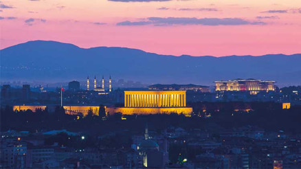 Ankara’da iki ittifak pastayı paylaştı